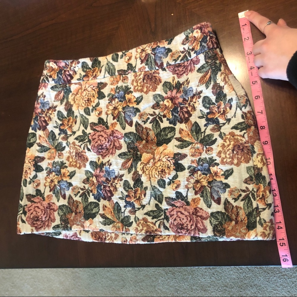 Tapestry mini skirt